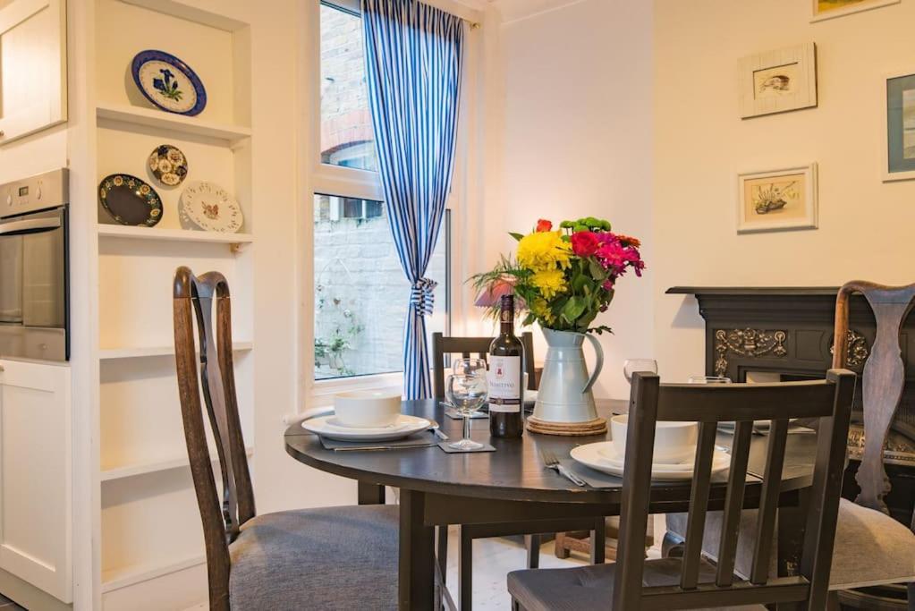 Honeysuckle Cottage Whitstable Ngoại thất bức ảnh